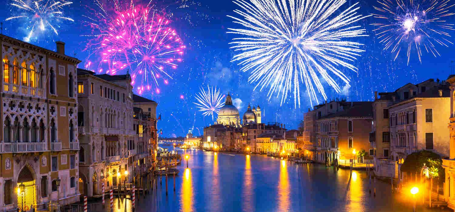 New Year's Eve in Venice.
Hostaria closed December 31st